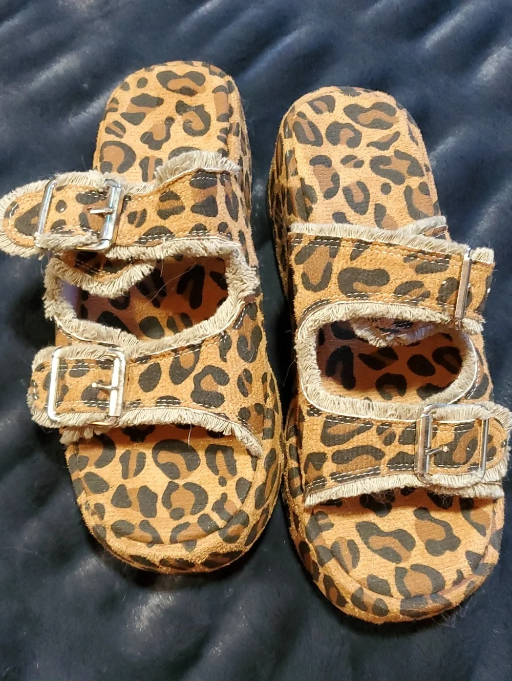 Womens Leopard Print Buckle Sandals - Tan/Black